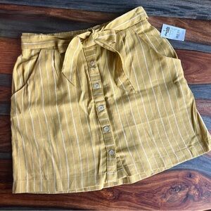 CHARLOTTE RUSSE Mustard Striped Mini Skirt